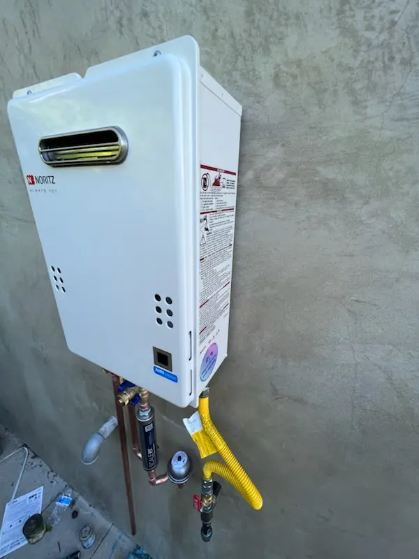 Tankless water heater installation for North Tustin homes